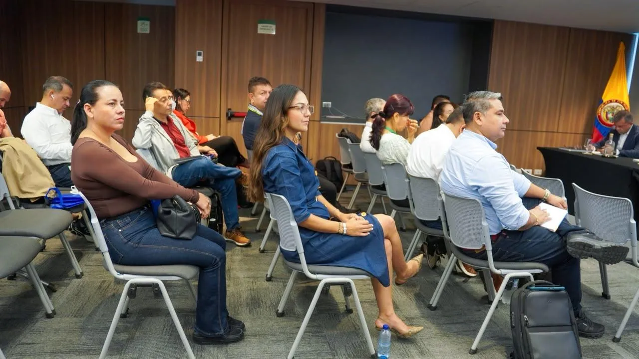 En un encuentro de formación, dirigido a alcaldes y funcionarios, fueron abordados los retos de la regularización de los predios y el ordenamiento de la propiedad rural.